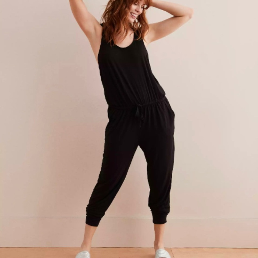 Black lounge romper